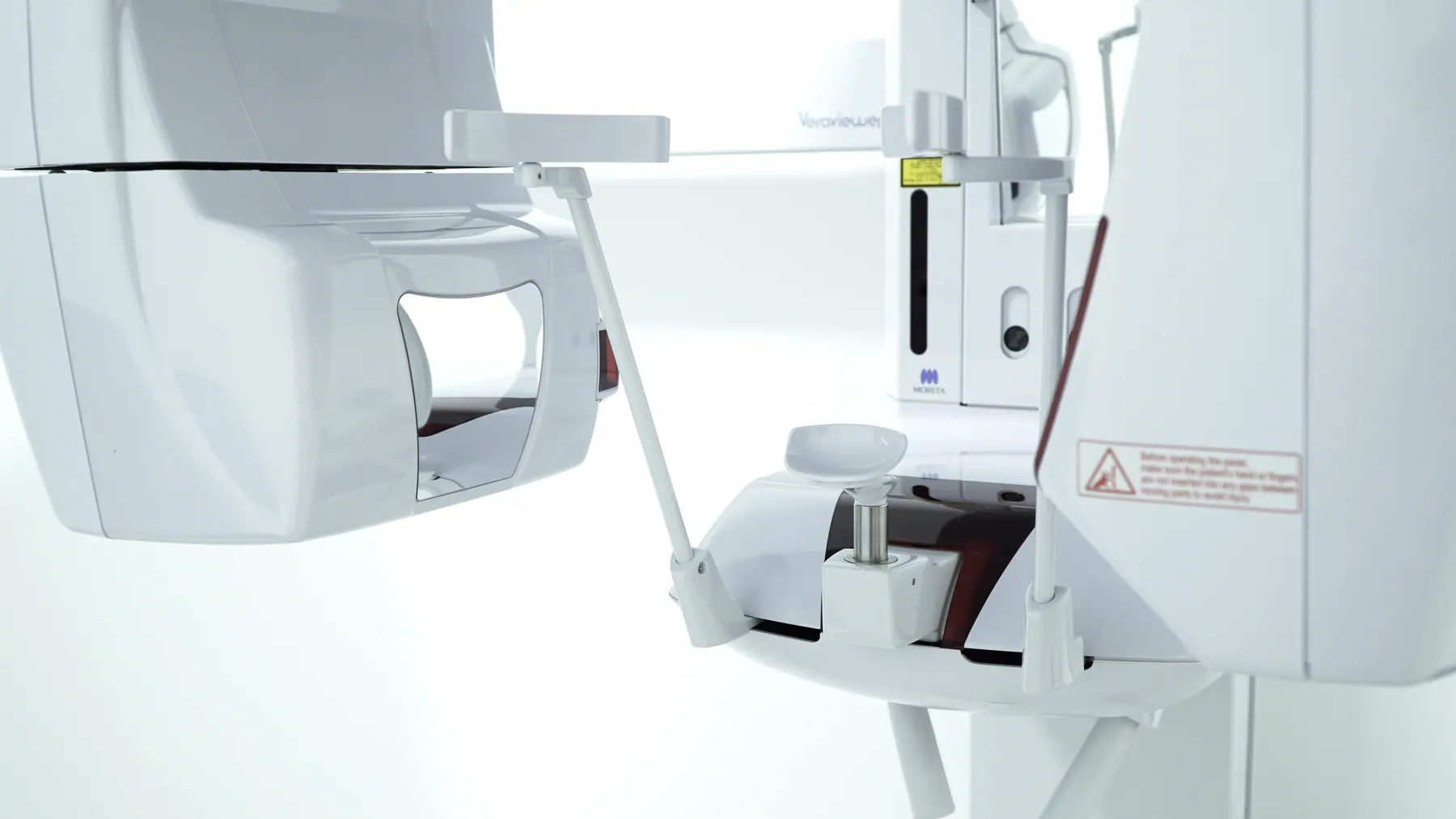 Equipo de radiología 3D visto de lado